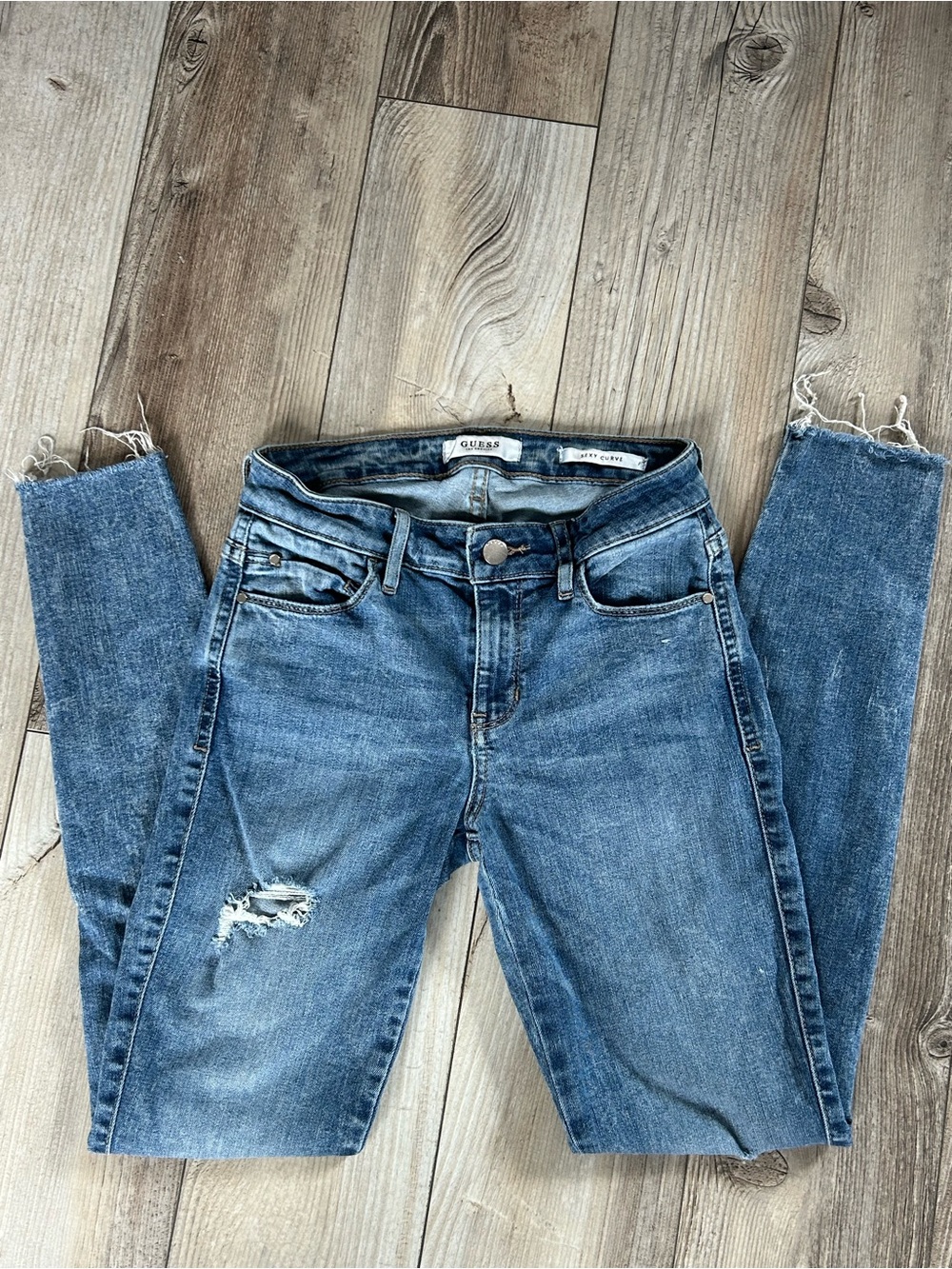 Guess Sexy Curve Distressed Skinny Jeans Size 26